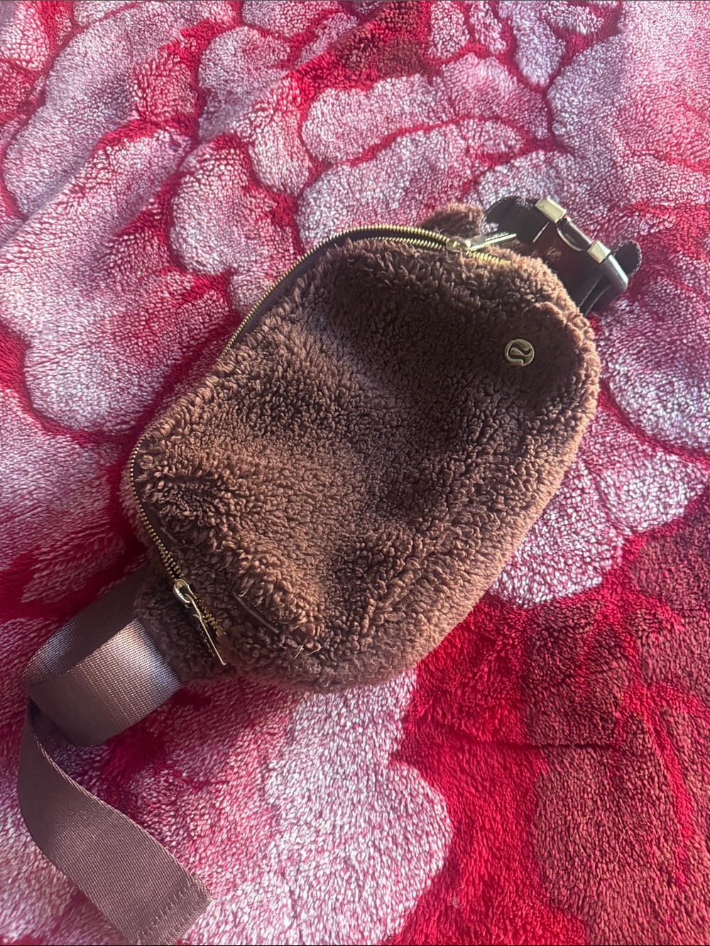lululemon athletica Brown Sherpa Crossbody Belt Bag 2L